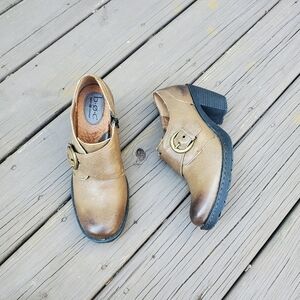 Born Canty Tan Leather Burnished Chunky Heel Buckle Western Cowgirl Boho Booties